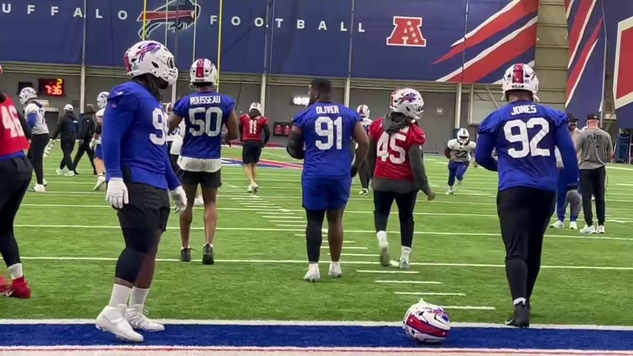 Bills' Ed Oliver returns to practice