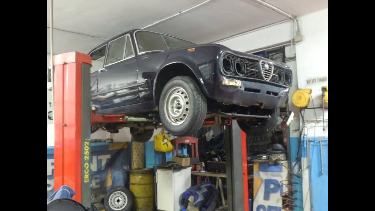 Alfa Romeo Giulia Nuova Super 1300. Recuperata dopo alluvione Genova 2014