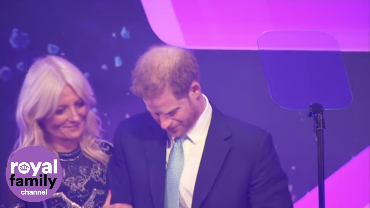 Герцог Сассекский расплакался на сцене премии WellChild Awards