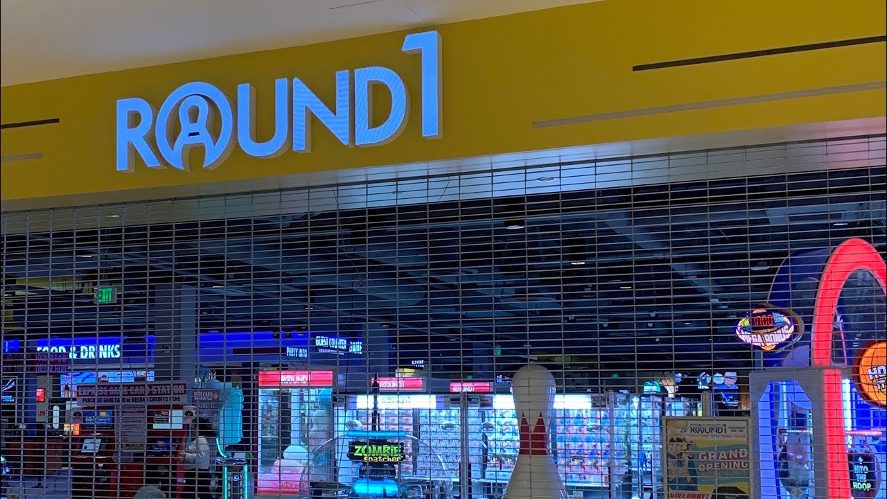 Round 1 Bowling & Arcade FULL Store Tour! (Burbank, CA)