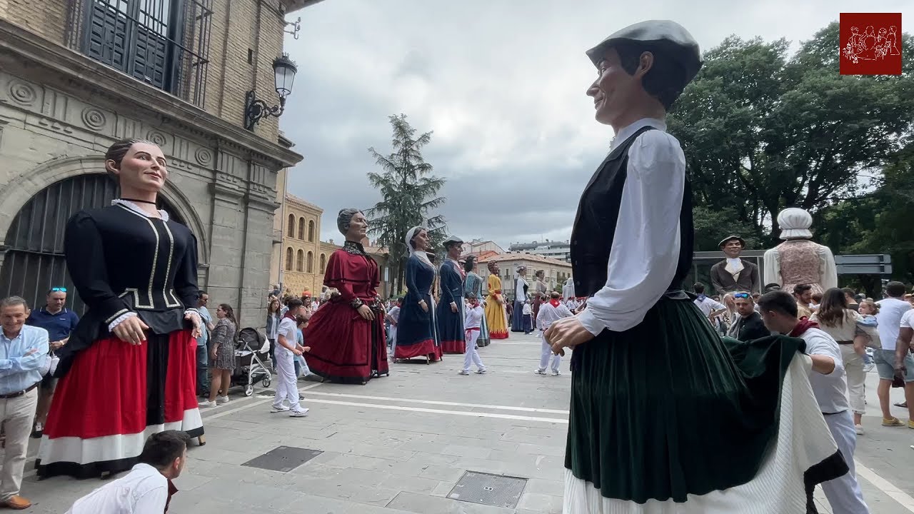 Gigantes de Asier Marco Erraldoiak | Vals, Pamplona 2023