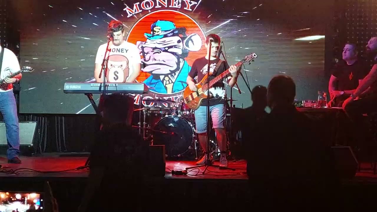 СЪЁМКИ ПРОГРАММЫ МУЗЫКАЛЬНЫЙ КАПИТАЛЪ с группой  MONEY MONKEYS MUSIC HALL27