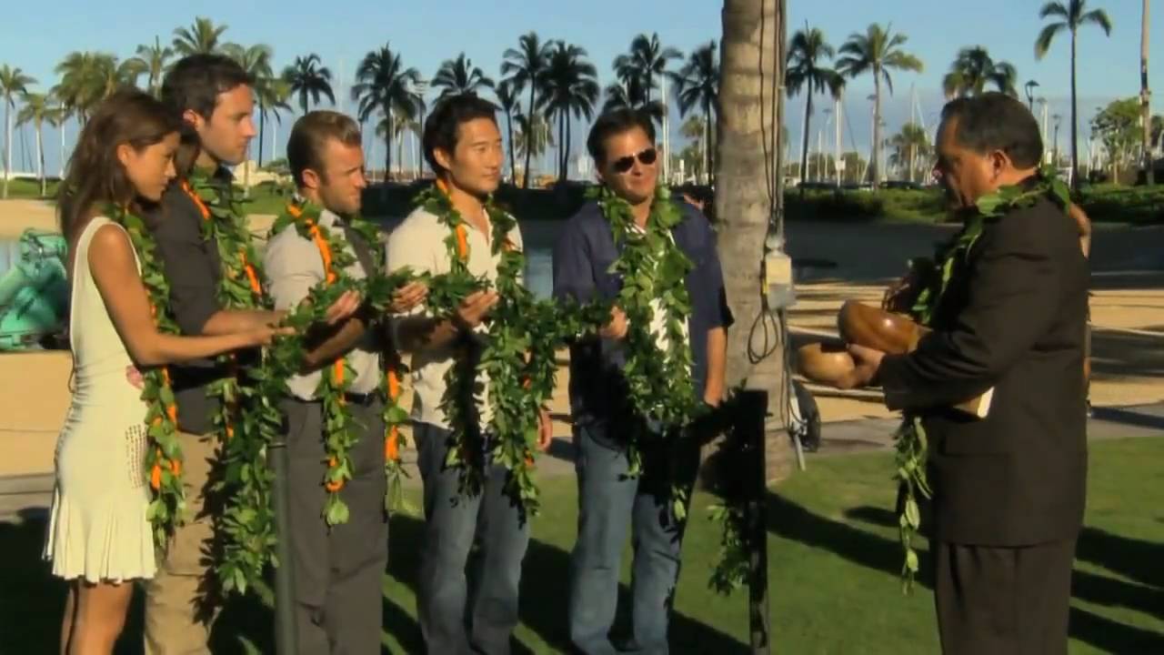 Alex O'Loughlin: HD Hawaii Five-0 Blessing, July 15, 2010