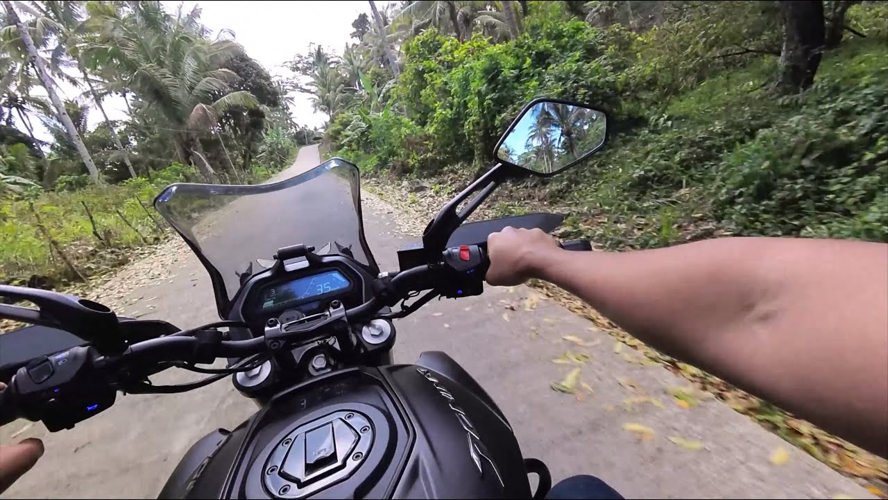 Dominar 400 UG2 — тест Bukid Hillclimb на неровной дороге, Филиппины