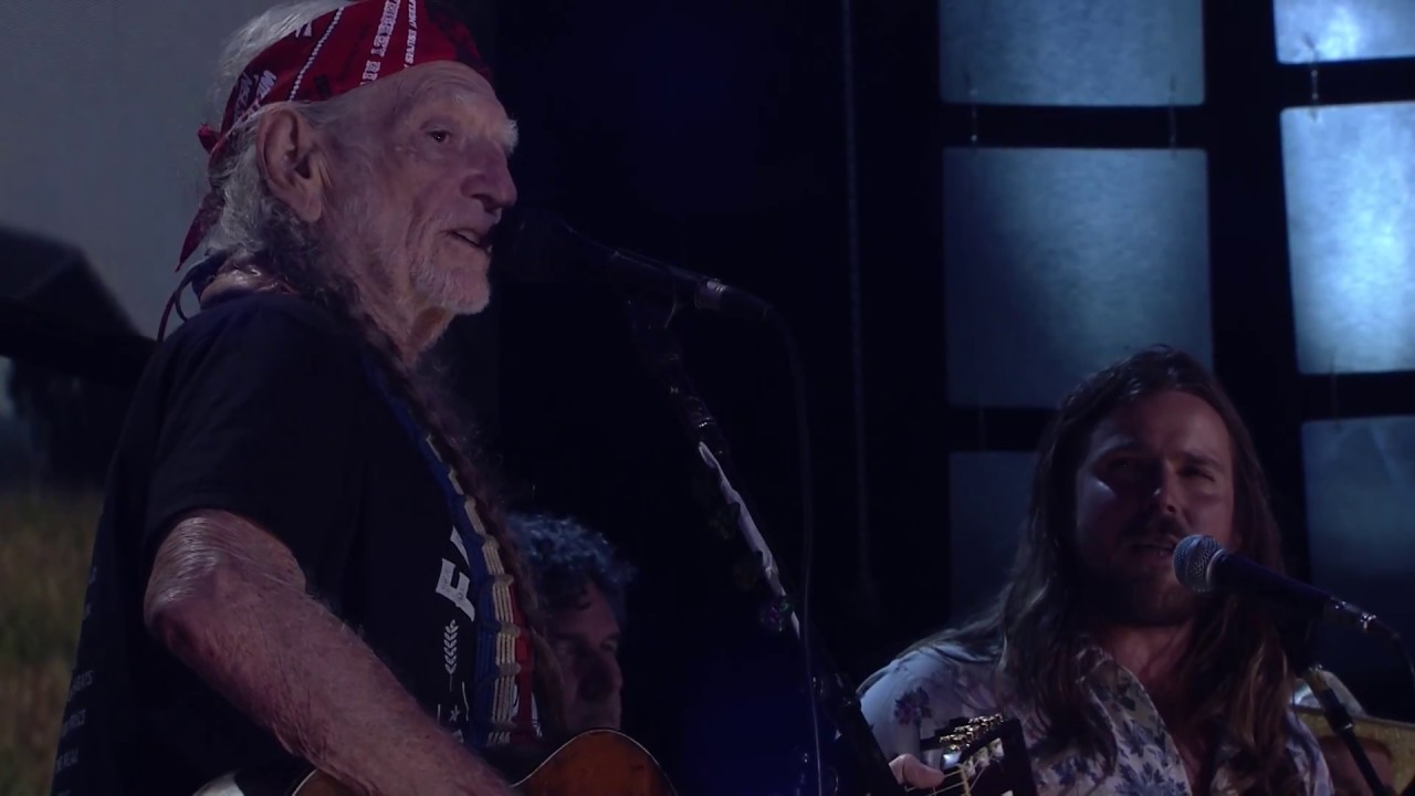 Willie Nelson & Family - Still Not Dead (Live at Farm Aid 2017)