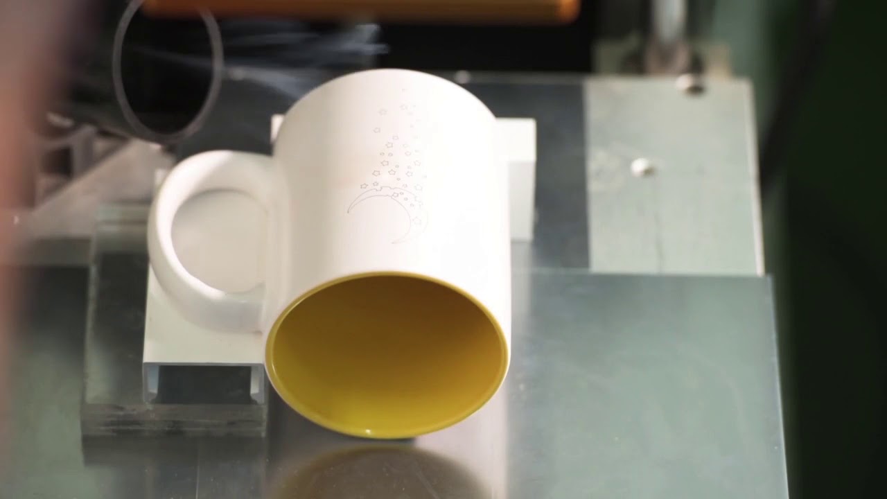 Kubek ceramiczny z grawerem
