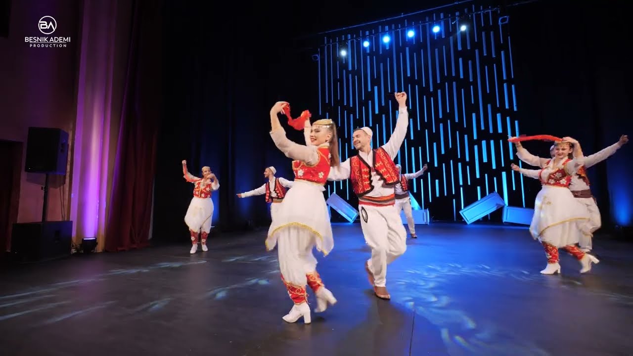 Kolazh Shqiperise se Mesme - Art Revolution Dance Koreograf: Elton Alla