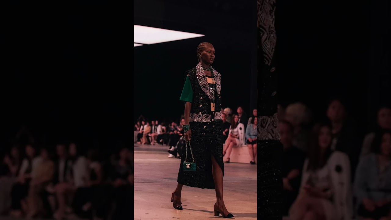 Chanel porta i M&egrave;tiers d&rsquo;art 2022/2023 a Tokyo