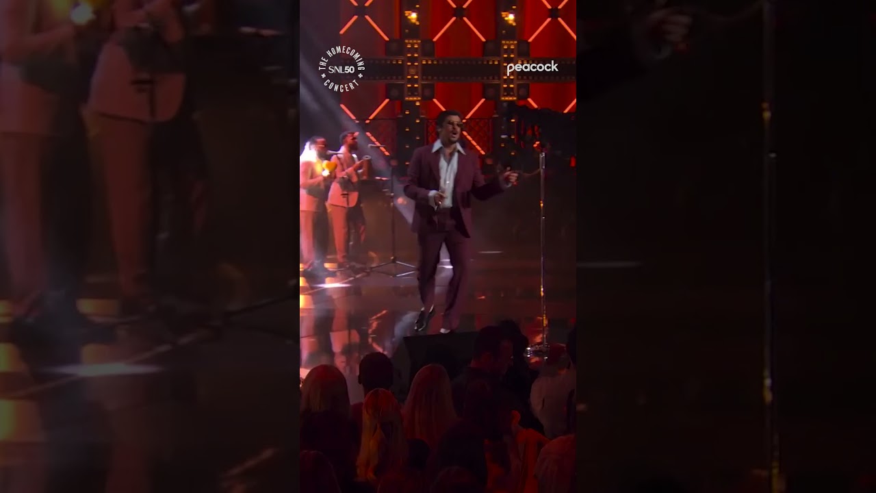 BAILE INoLVIDABLE! #BadBunny #SNL50 #Concert #Shorts
