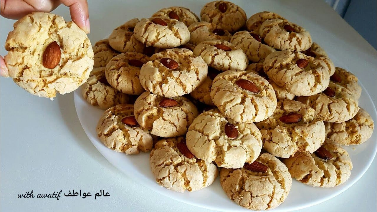 غريبة سريعة التحضير مشقة كدوب في الفم أما اللذة خطيييرة مشقة بدون صفيحة خاصة أو دلك او حكاكة أو تبات