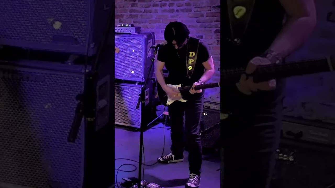 Brush With The Blues &mdash; Live Moment  #modernblues #davidepannozzo