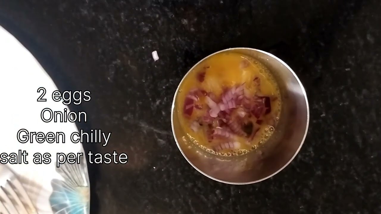 3 Ingredient Egg Omelette in 5 Minutes | Easy Breakfast for Students & Bachelors @QuickThadka 