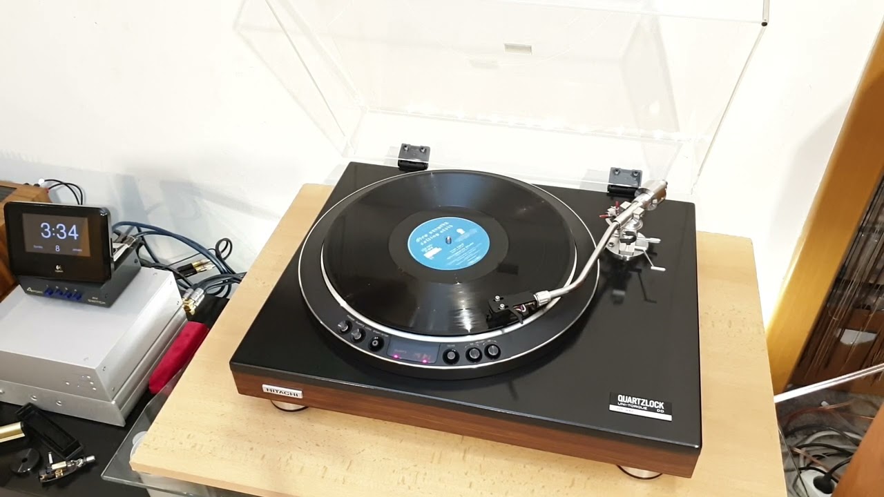 Dire Straits - Iron Hand - Hitachi HT-840 + Sumiko Amethyst