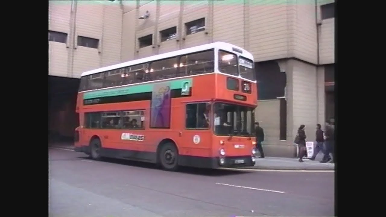 MANCHESTER BUSES FILMED 1748 BY DAVE SPENCER