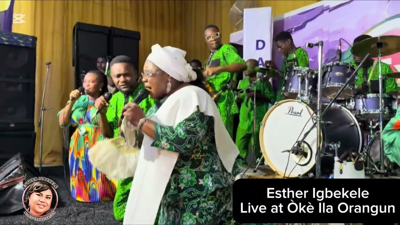 Esther Igbekele jp live at Òkè Ila Orangun for the final burial party of Late Elder Adebisi Oyinloye