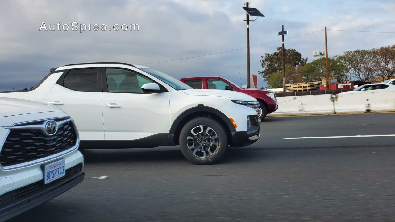 SPIED! First ON-ROAD Shots Of The 2022 Hyundai Santa Cruz Pickup!