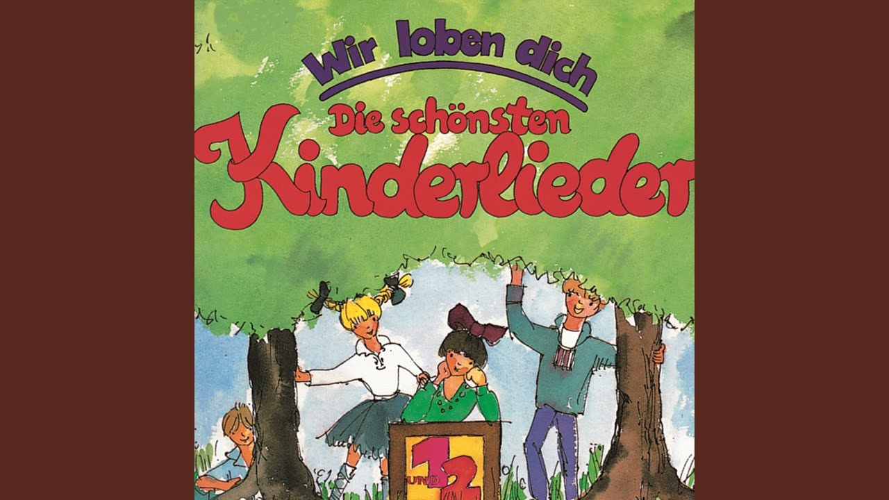 Ein kleiner Spatz zur Erde fällt
