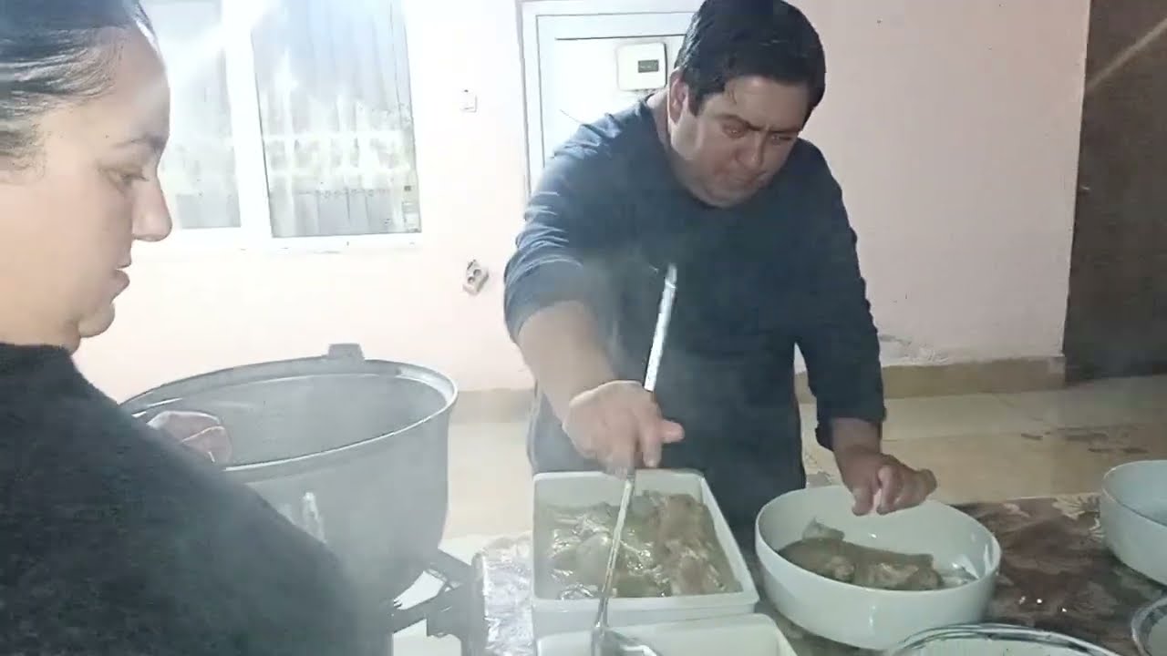 Ion îl felicită P.....p