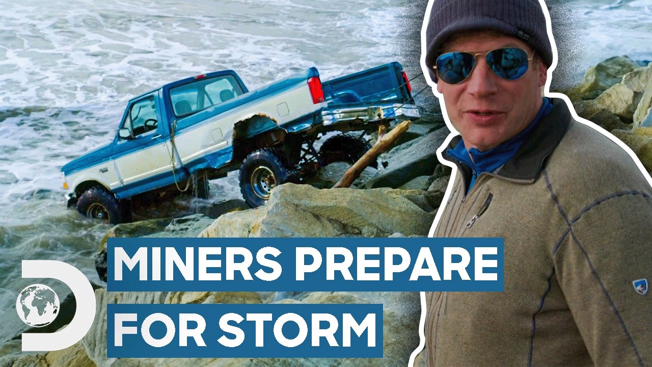 Miners Prepare For Storm-Of-The-Century To Hit Nome | Gold Divers