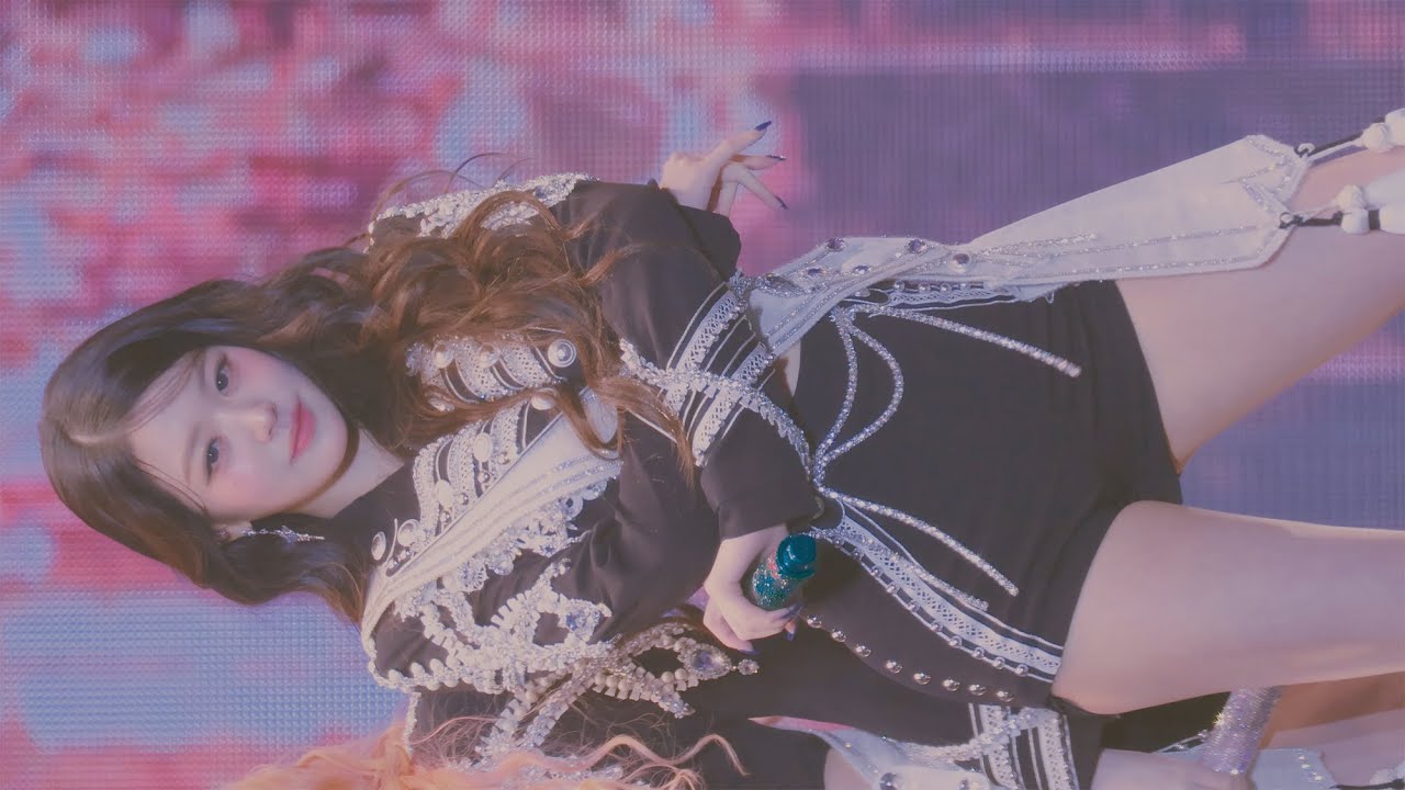 [8K] 250405 아이브 장원영 IVE YWONYOUNG - REBEL HEART 직캠 Fancam @IVE SCOUT FAN CONCERT