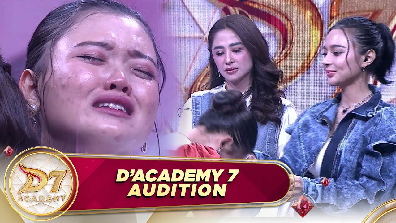Dera, Putri Sulung Penebang Pohon Ini Bikin Juri Terharu Dengan Keteguhannya | D'Academy 7 Audition