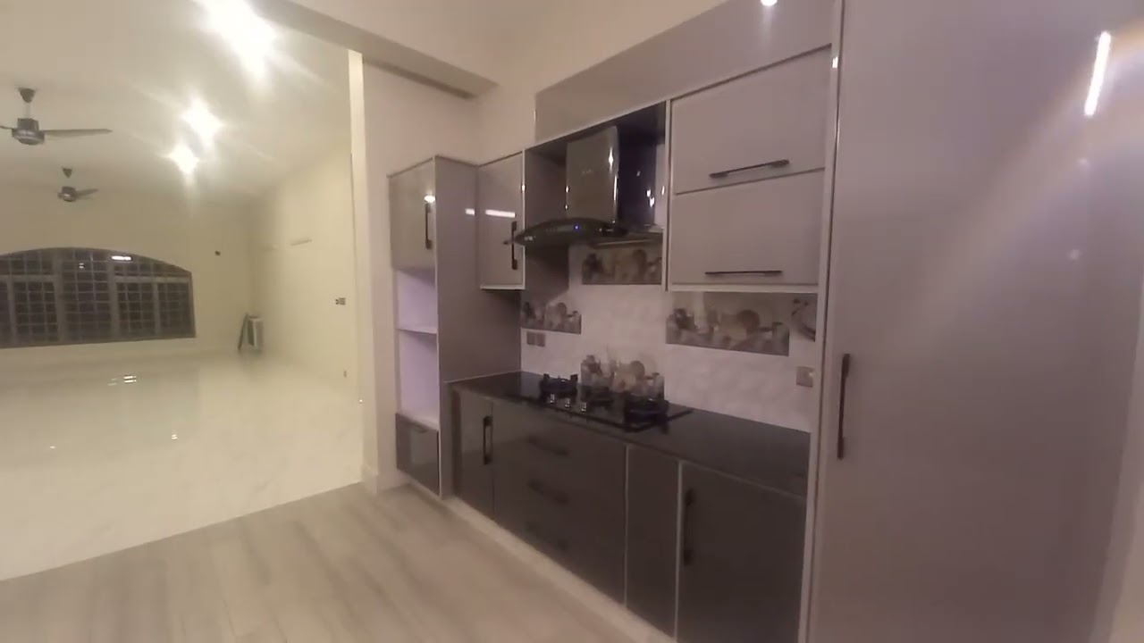 2 KANAL NEW HOUSE FOR SALE BAHRIATOWN PHASE 8 OVERSEAS 5 TRIPLE UNIT 9 BED HOS/15678 ZAK 03335136338