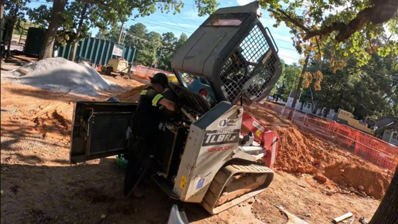 (Техник полевого обслуживания) Takeuchi TL8R2, полное техническое обслуживание. #полевоеобслужива...