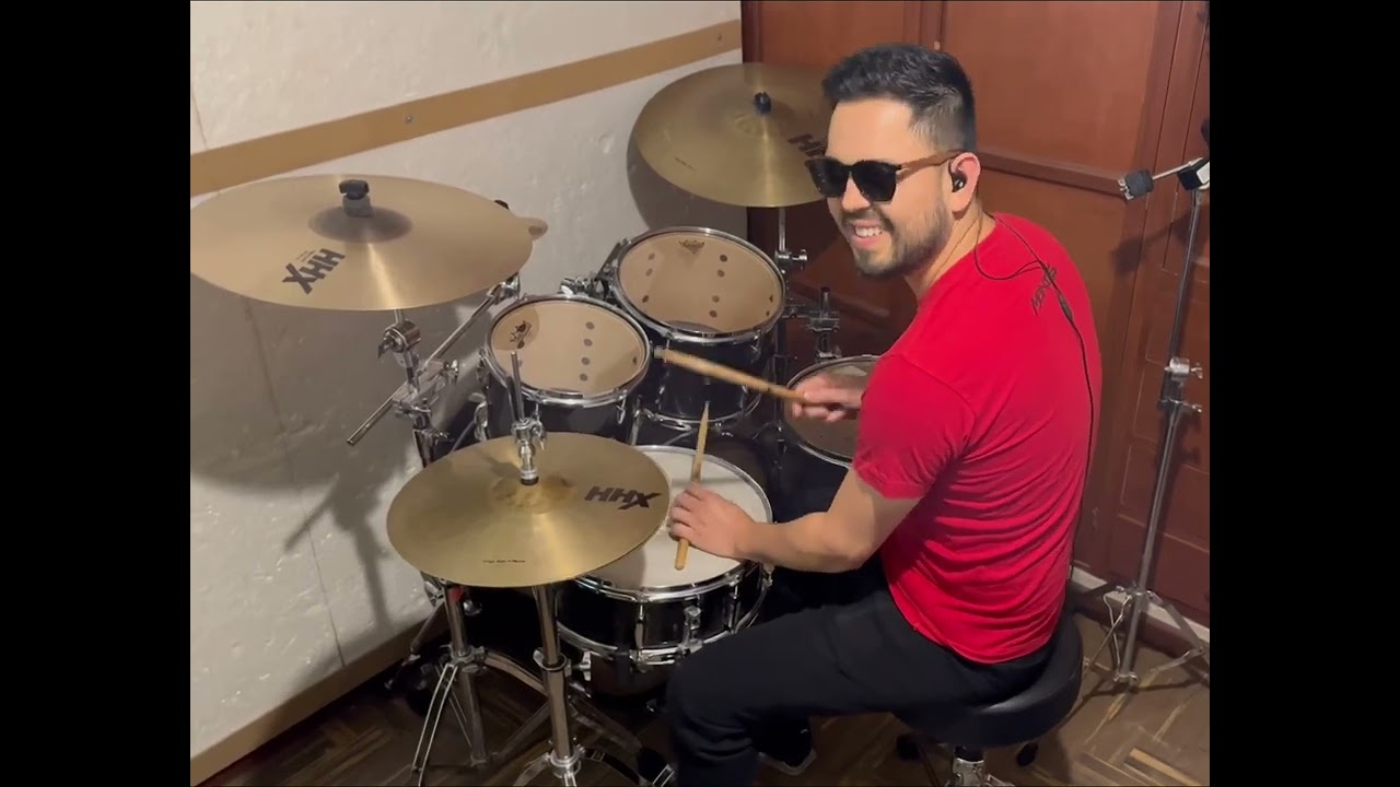 Mi forma de tocar Festejo en la batería