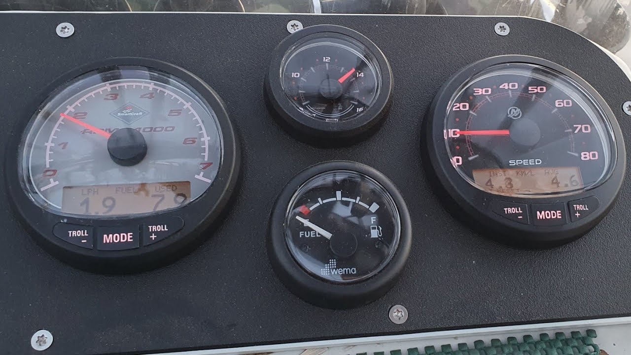 Fuel Management With Mercury SmartCraft SC1000 Tachometer and Speedo Gauges