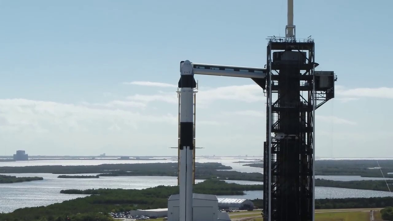 A Look at the SpaceX Crew Dragon Capsule Entry Access Arm