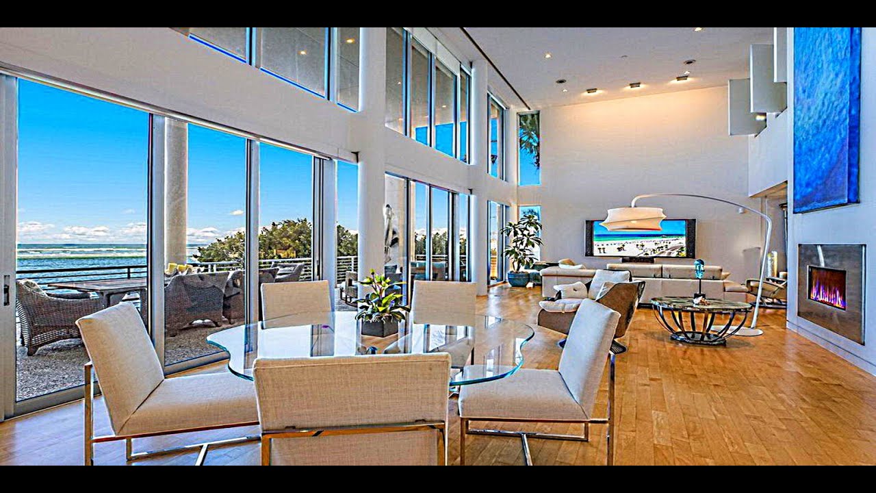 €5,037,343 I am selling them for half the price. House in Naples, Florida, United States
