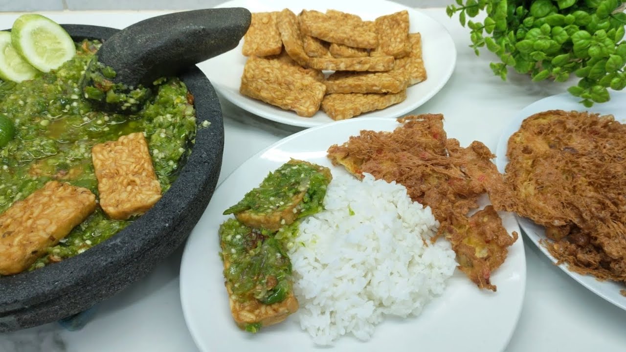 MENU HARIAN (Part 1) TEMPE SAMBAL IJO PENYET, TELUR BARENDO