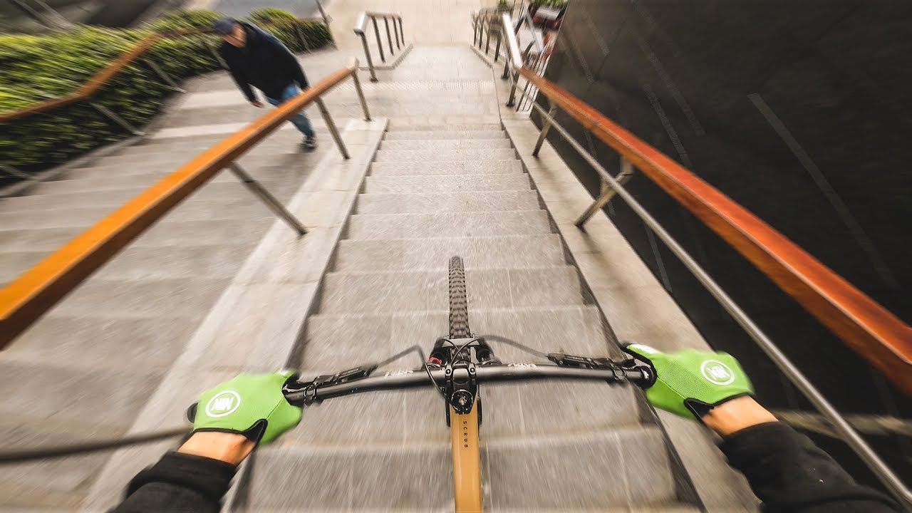 Urban Street Tour: Mit dem Mountainbike durch Mailand - Lukas Knopf