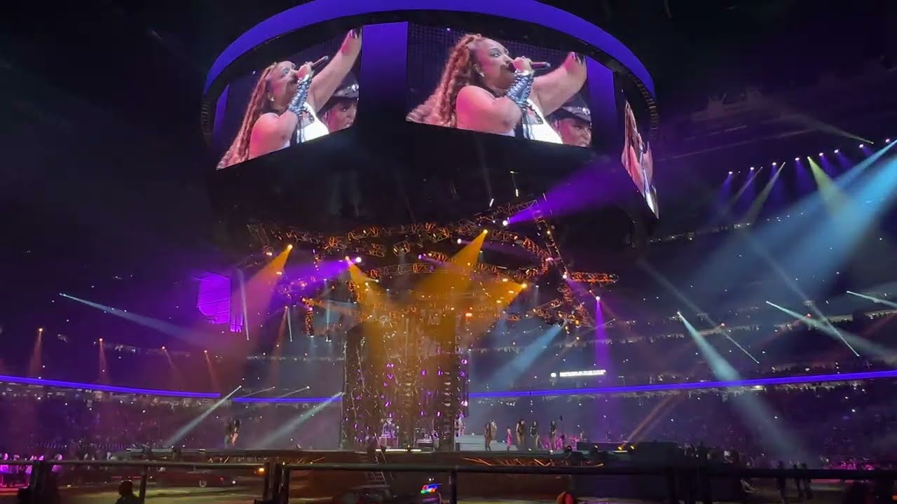 Lizzo “Truth Hurts” Performance at Rodeo Houston 2026 NRG Stadium Houston Texas 