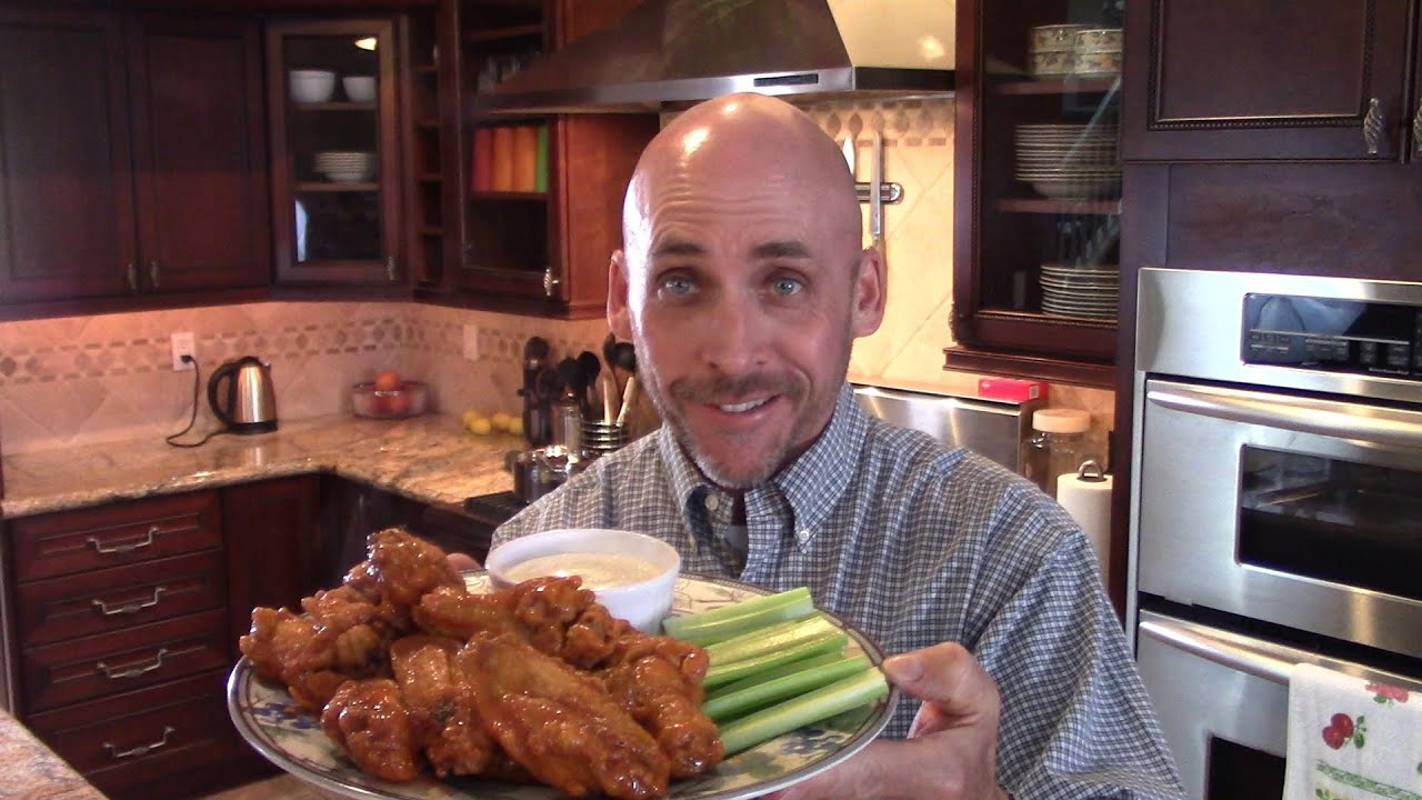 20200613 Recipe Hooters Buffalo Chicken Wings