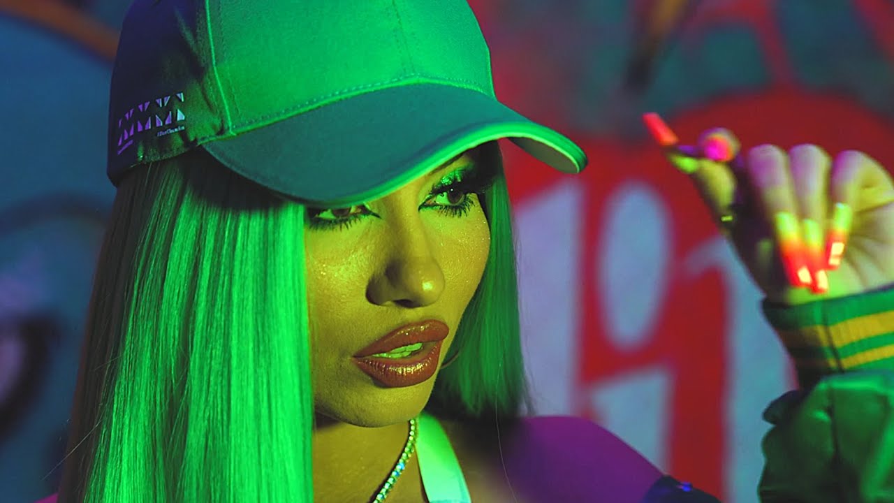 Joana Santos - MAMIII version 🇪🇸 / Becky G, Karol G