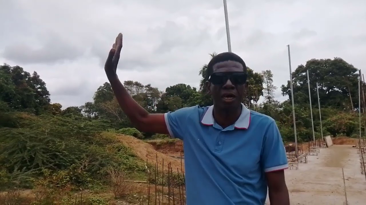 Gwo béton koule nan malfeti anpil Moun kontan 