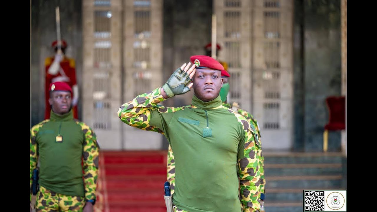 Message du Président du Faso lors de la montée des couleurs au palais présidentiel de koulouba