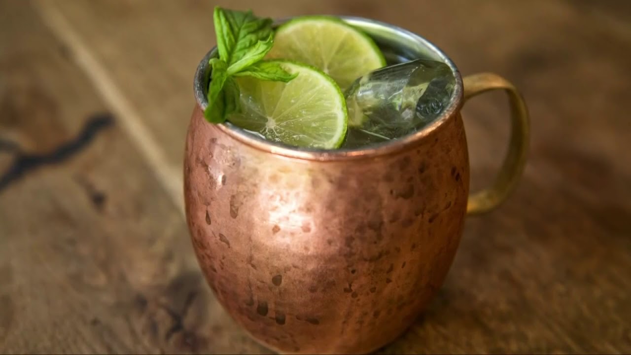 VERIFY | Are copper cups used for Moscow Mules poisonous?
