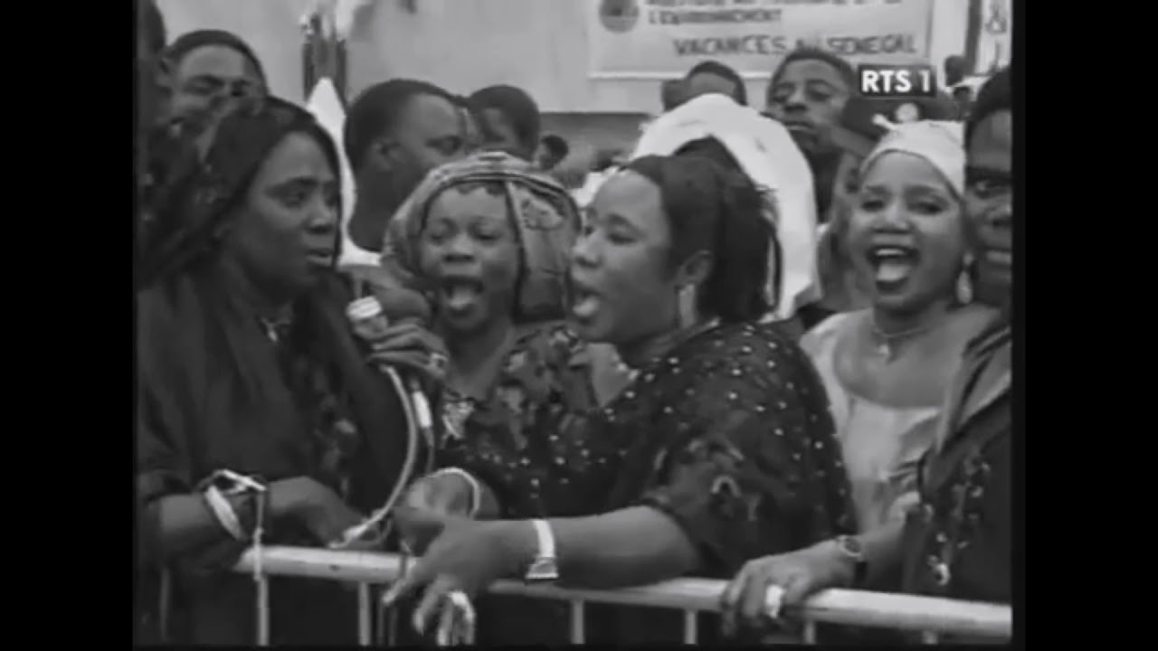 Kaaro Yalla - Khar Mbaye Madiaga et le Super Étoile de Youssou N’Dour (1982)