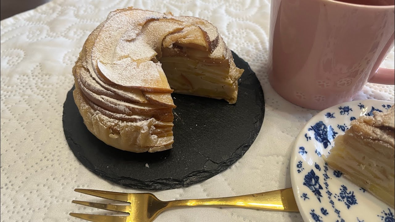 りんごのケーキ/ガトーインビジブルです
