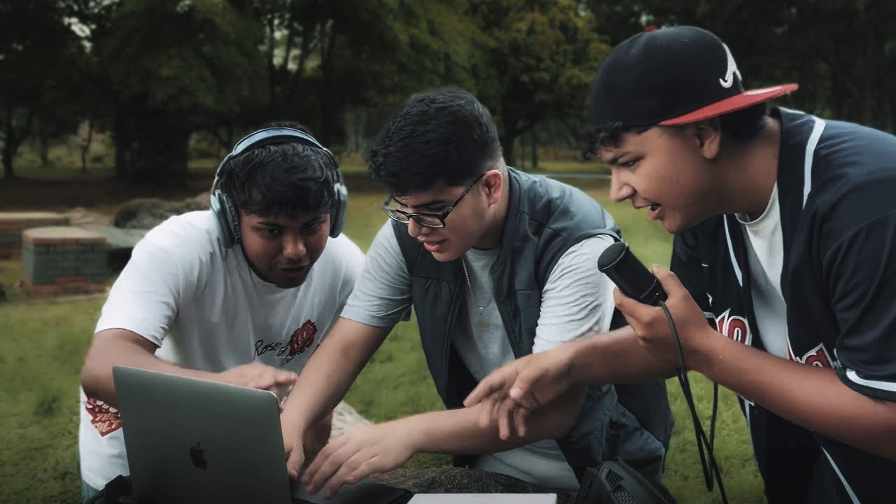 LAYMI X JOSSKING X KHOSE - SIN FRENOS (Video Oficial) | AMOR MODERNO