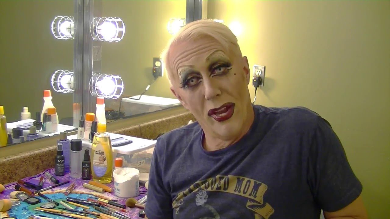 Rocky Horror Makeup - Cygnet Theatre