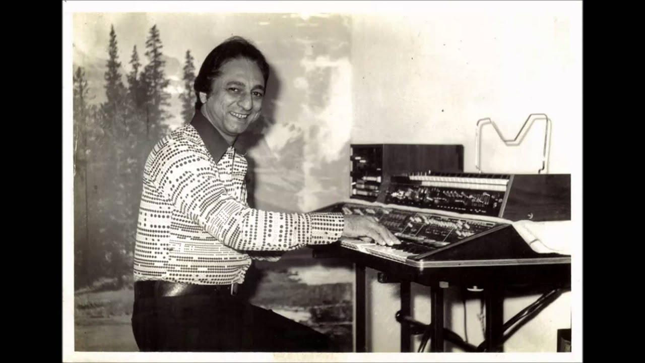 Charanjit Singh - JEENA YAHAN MARNA YAHAN played on Transichord (1971)