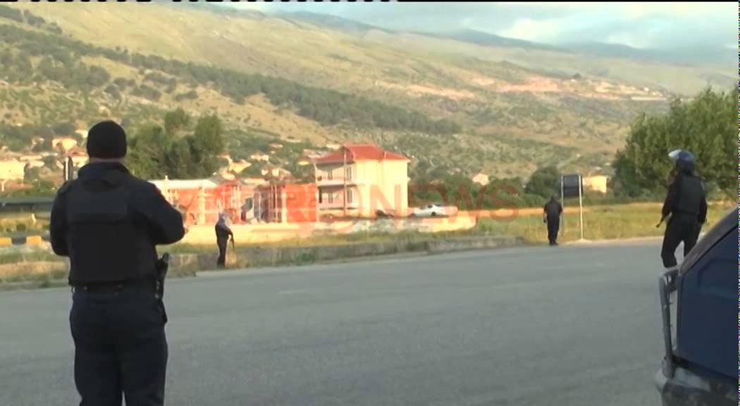 Banorët e Lazaratit të tmerruar flasin për Ora News: Ndalni të shtënat po na vrasin