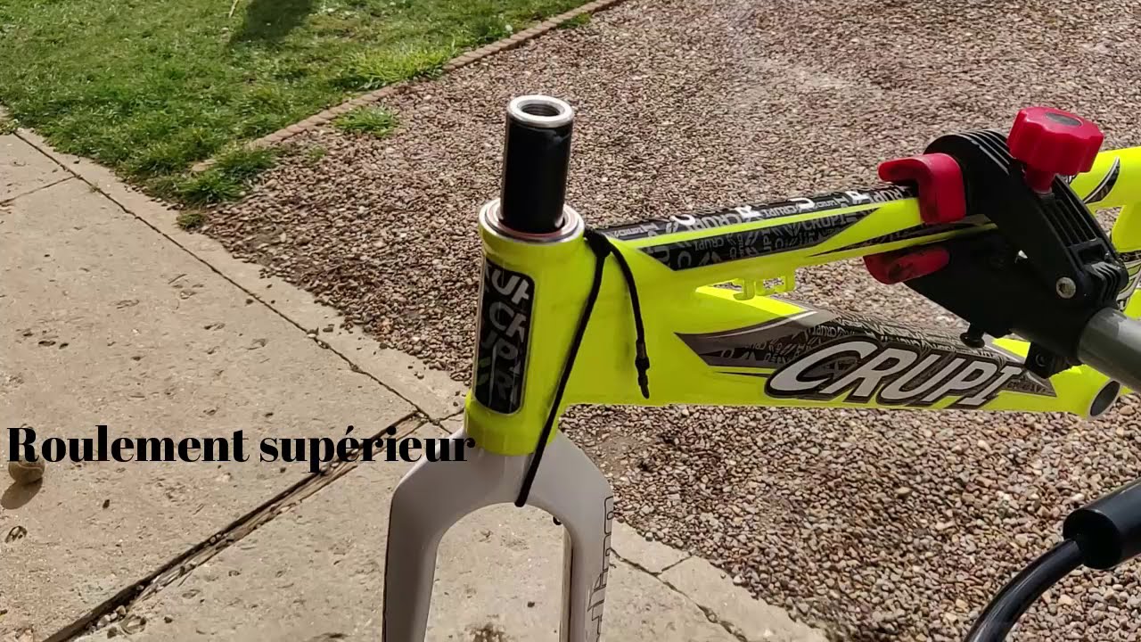 [ Atelier réparation ] - Verneuil BMX montage d'un jeu de direction sur un BMX race