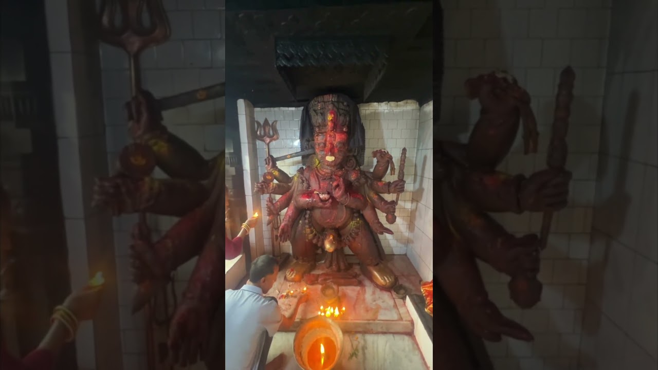 Unmatta Bhairav at Banglamukhi, Patan
