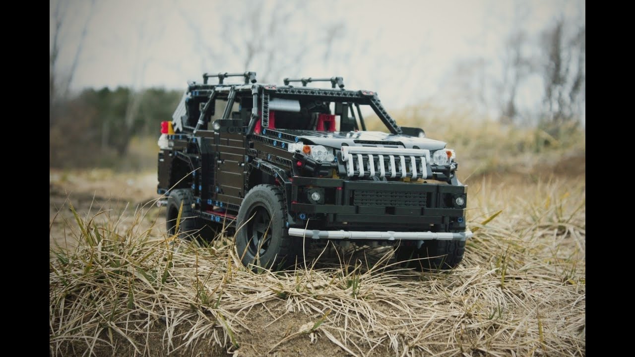 Motorized LEGO Technic Toyota Prado 150. Outdoor drive.