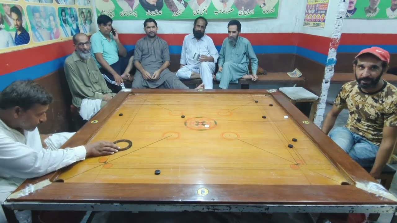 crazy striker Mohd ali vs amjad mirza at mehar carrom club