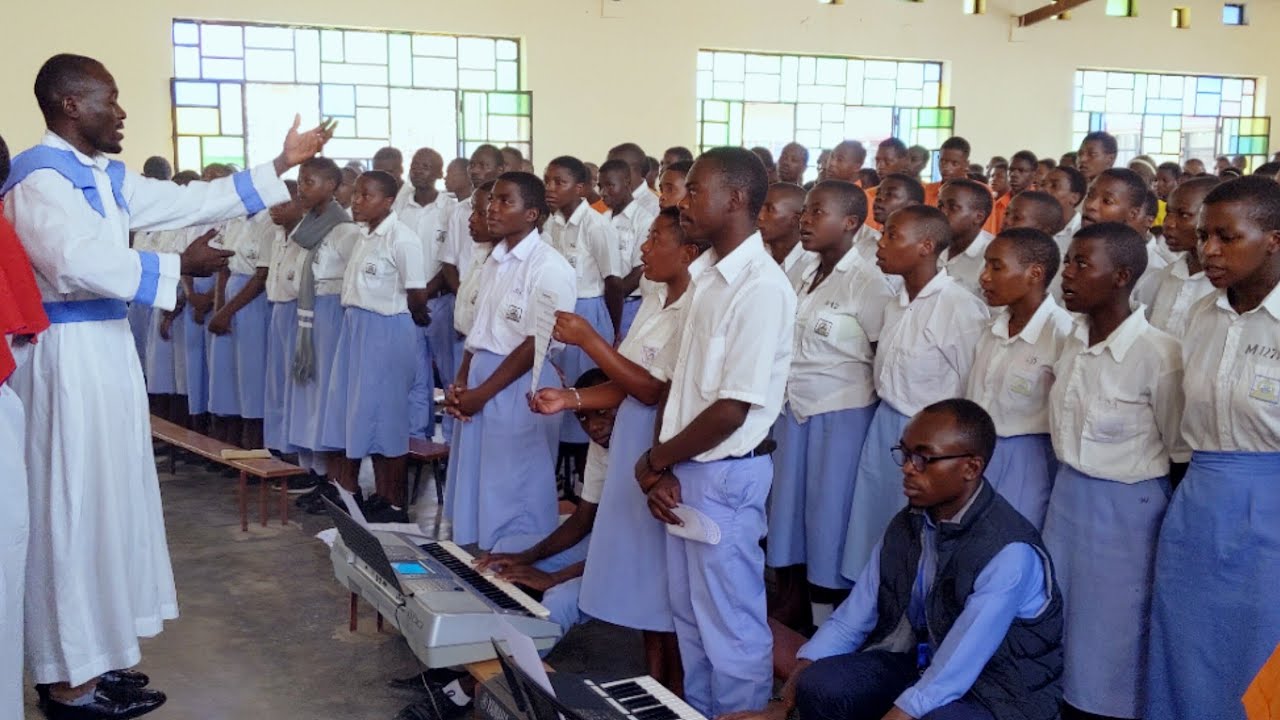 NYIRUBUTAGATIFU Live streaming ISMG/TTC Muramba (Holy Mass)